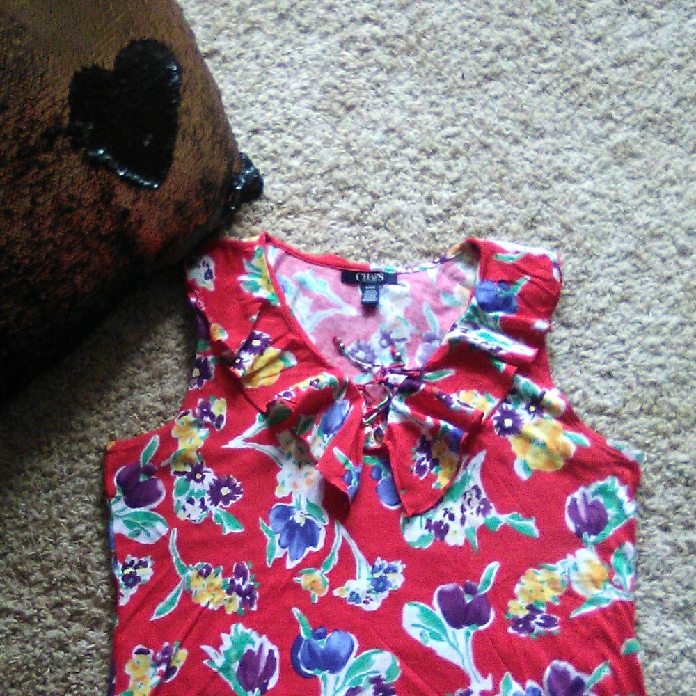 Women floral red top sz M by CHAPS